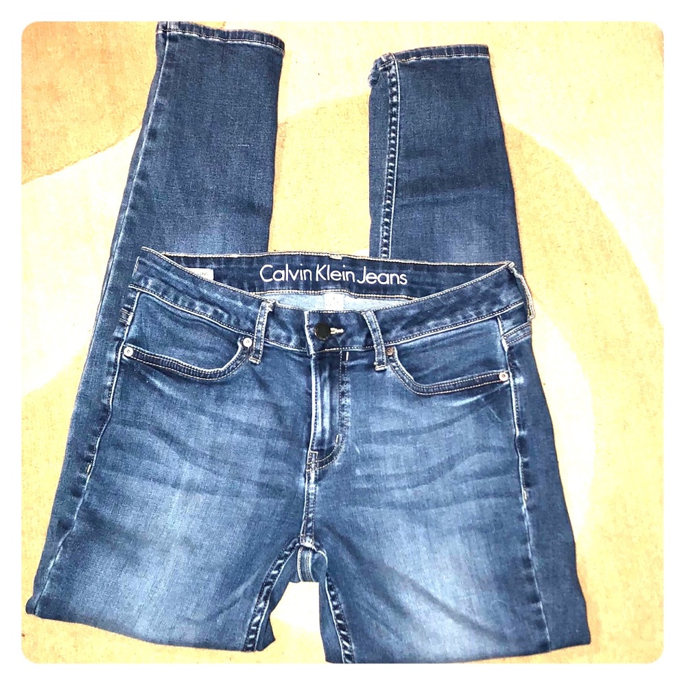 Calvin Klein Jeans size 4 super stretch